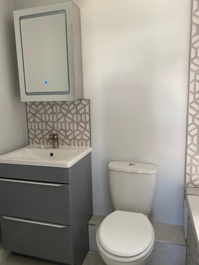 Shore Times Holiday Chalet Parkdean K75 Camber Bagian luar foto